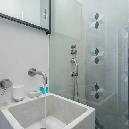Iflat Contemporary Design Living In Rome