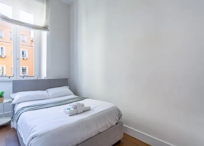 Апартаменты Iflat Contemporary Design Living In Рим