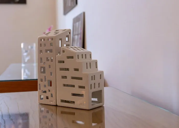 Iflat Contemporary Design Living In